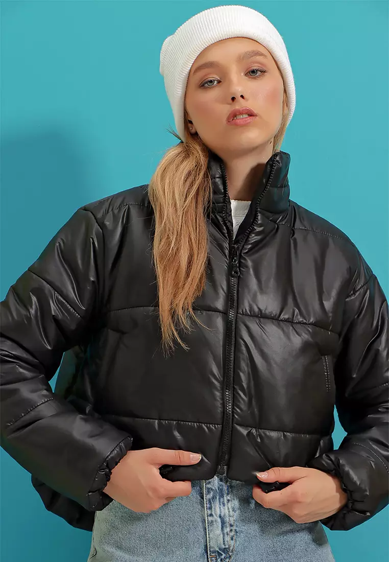 Cropped Puffer Jacket 2024