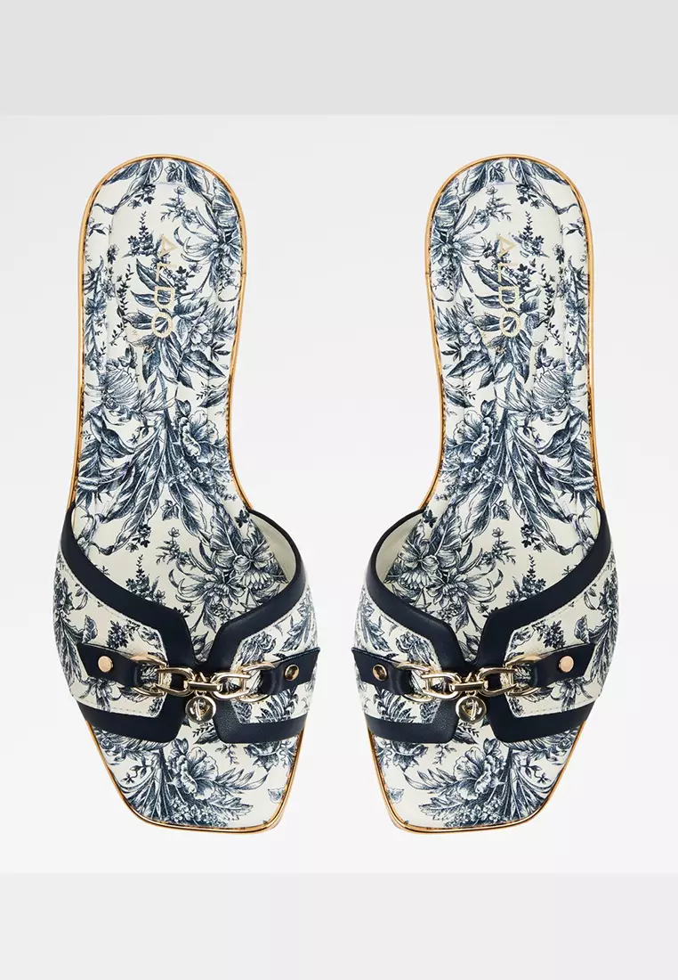 Alamassi Slide Sandals