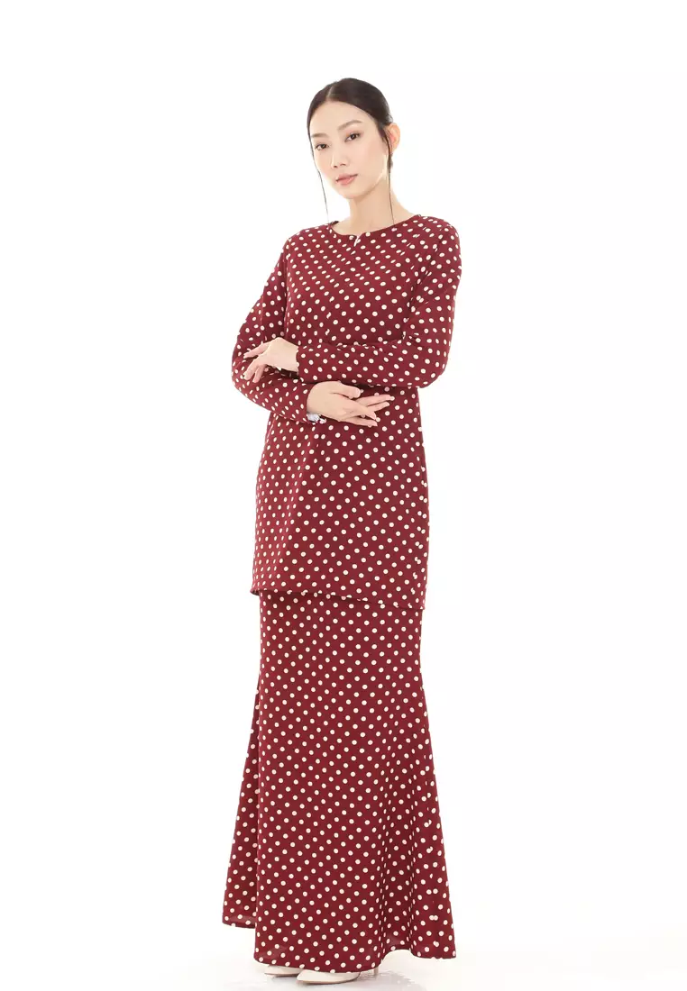 Rina Printed Polka Dot Kurung Modern in Maroon