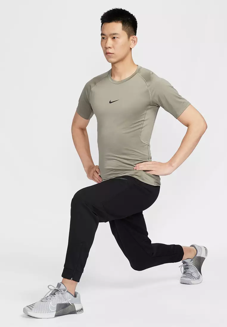 Pro Dri-FIT Tight Short-Sleeve Fitness Top