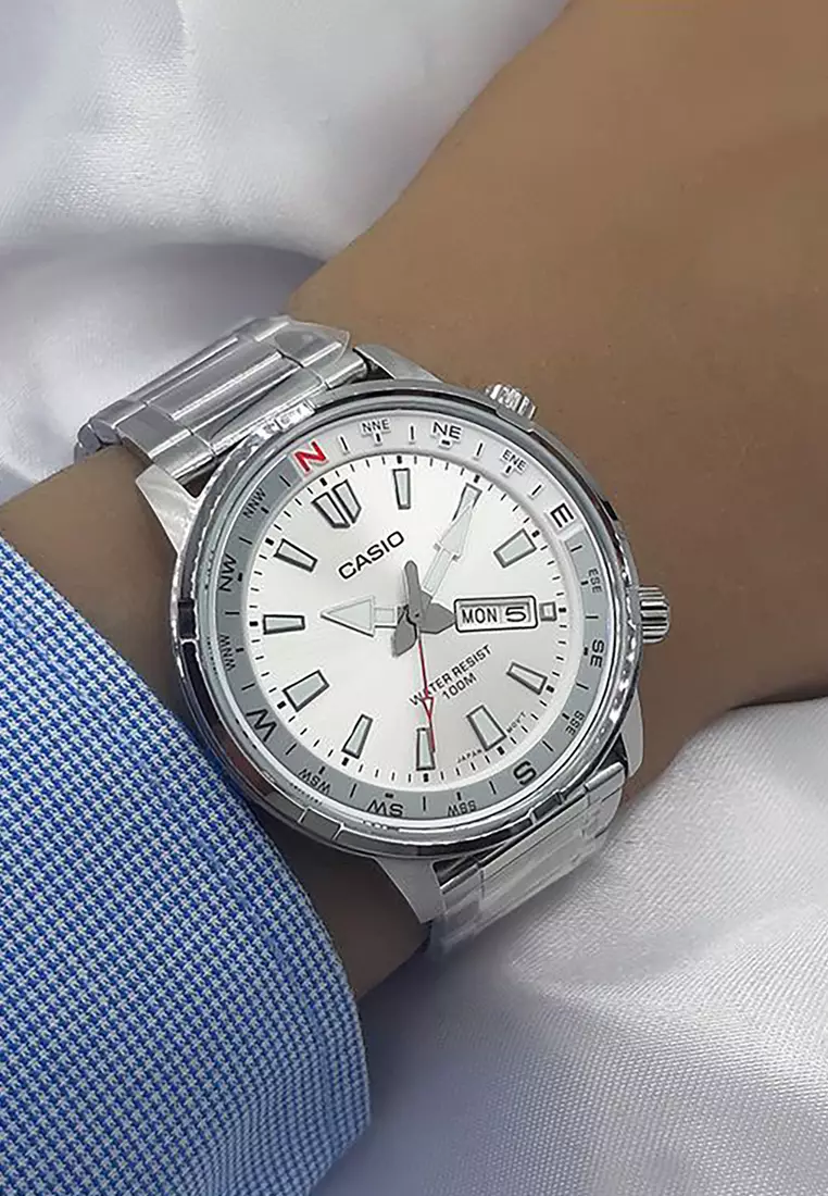 Men Analog Watch MTD-130D-7AV Silver Stainless Steel Strap