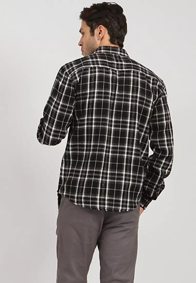 Kemeja Flanel Motif Kotak-Kotak Lengan Panjang E049J01