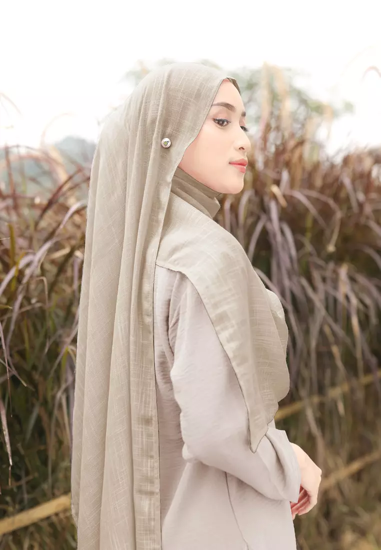 Cotton Bee - Nakeya Shawl | Hijab Pashmina | Viscose Linen - Beige Silk