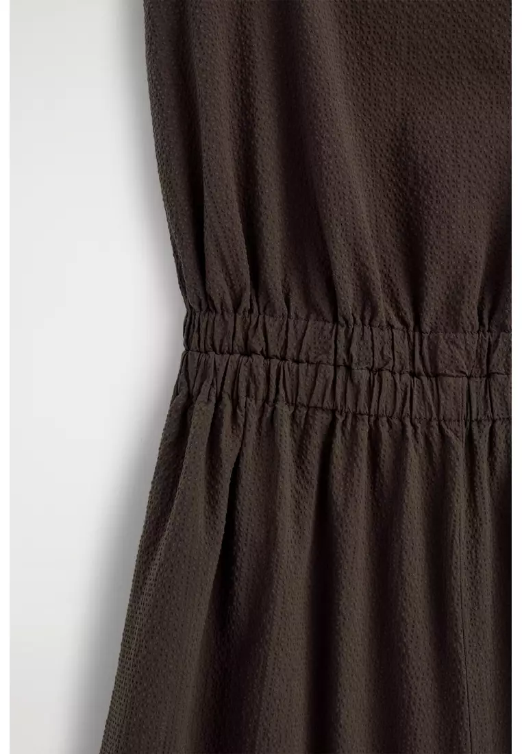 OPEN-BACK SEERSUCKER WIDE-LEG JUMPSUIT