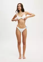White/Broderie