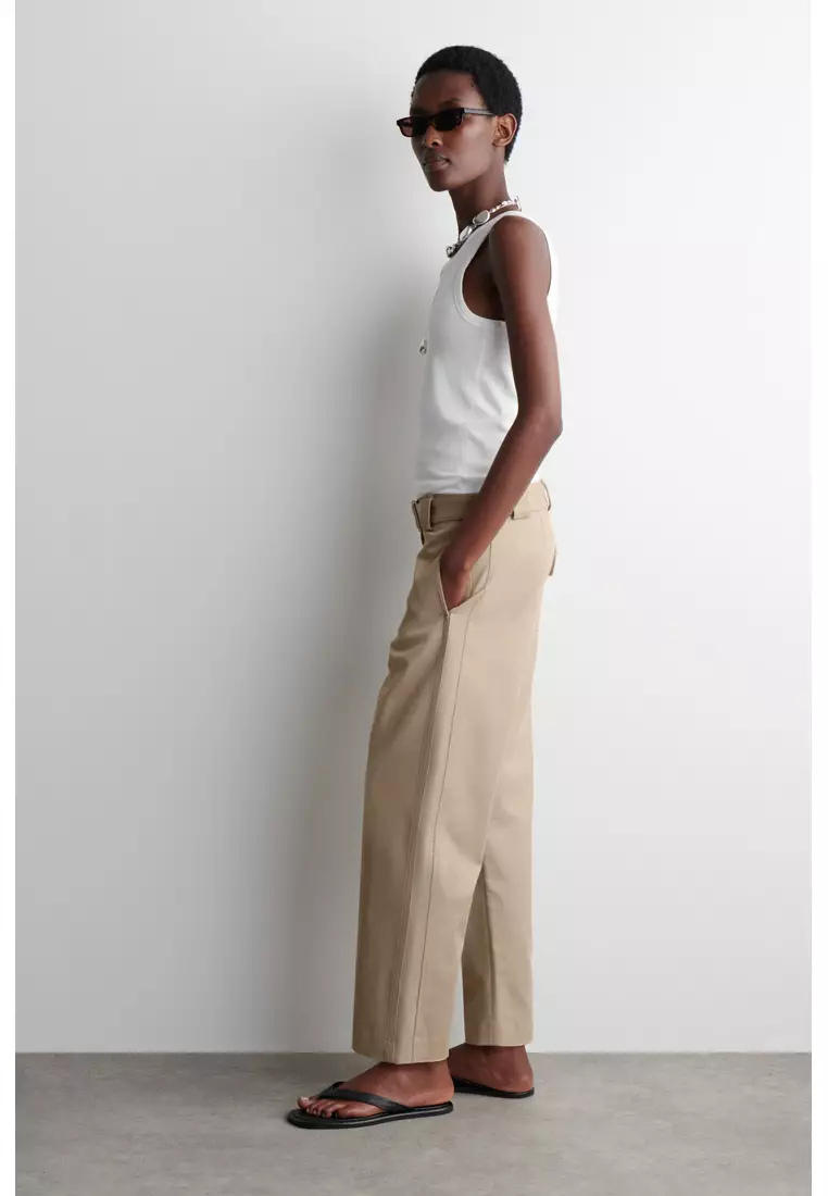 BELTED SLIM-LEG TROUSERS