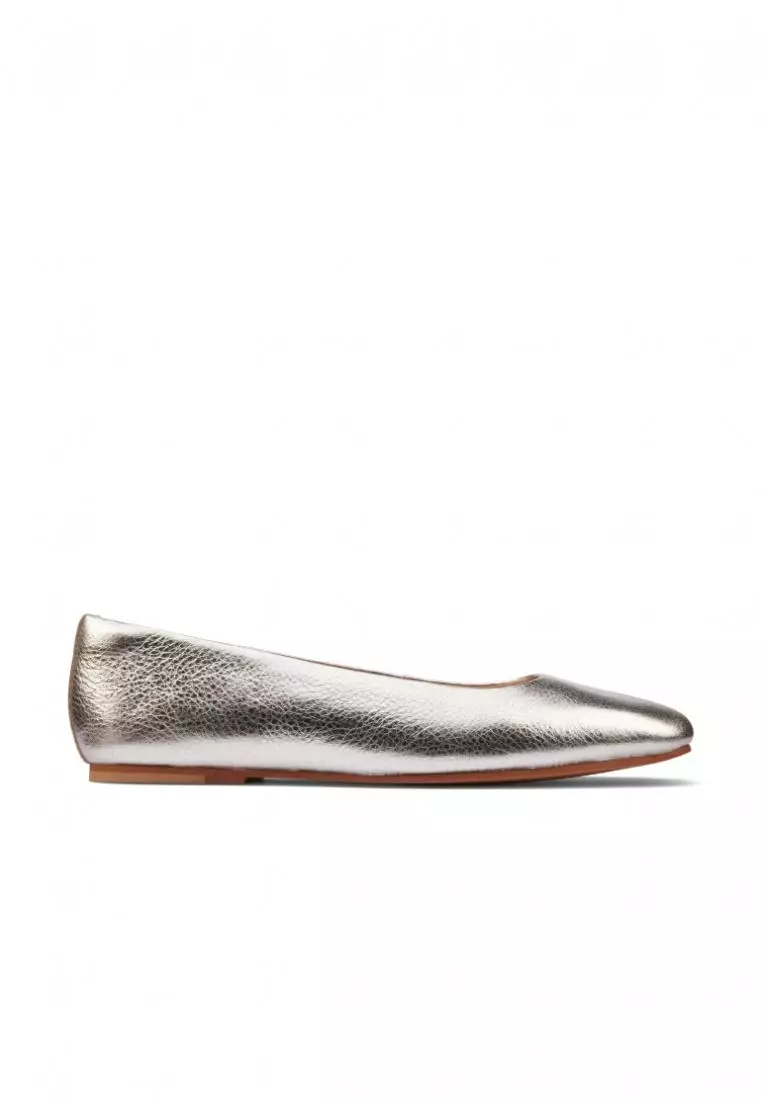 Clarks metallic shoes discount