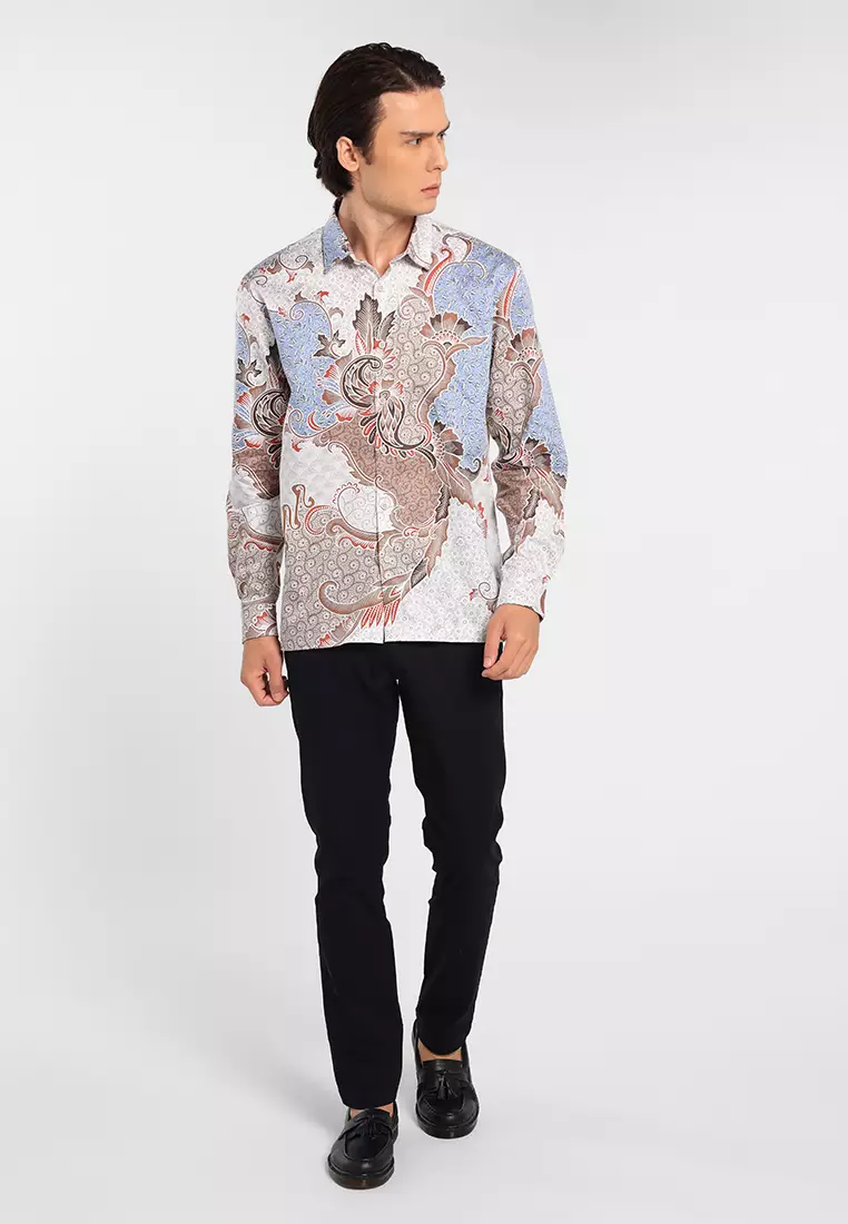 MANZONE - Kemeja Batik Lengan Panjang Pria Hadyan Comfort Fit - Light Grey Warna Grey_Light