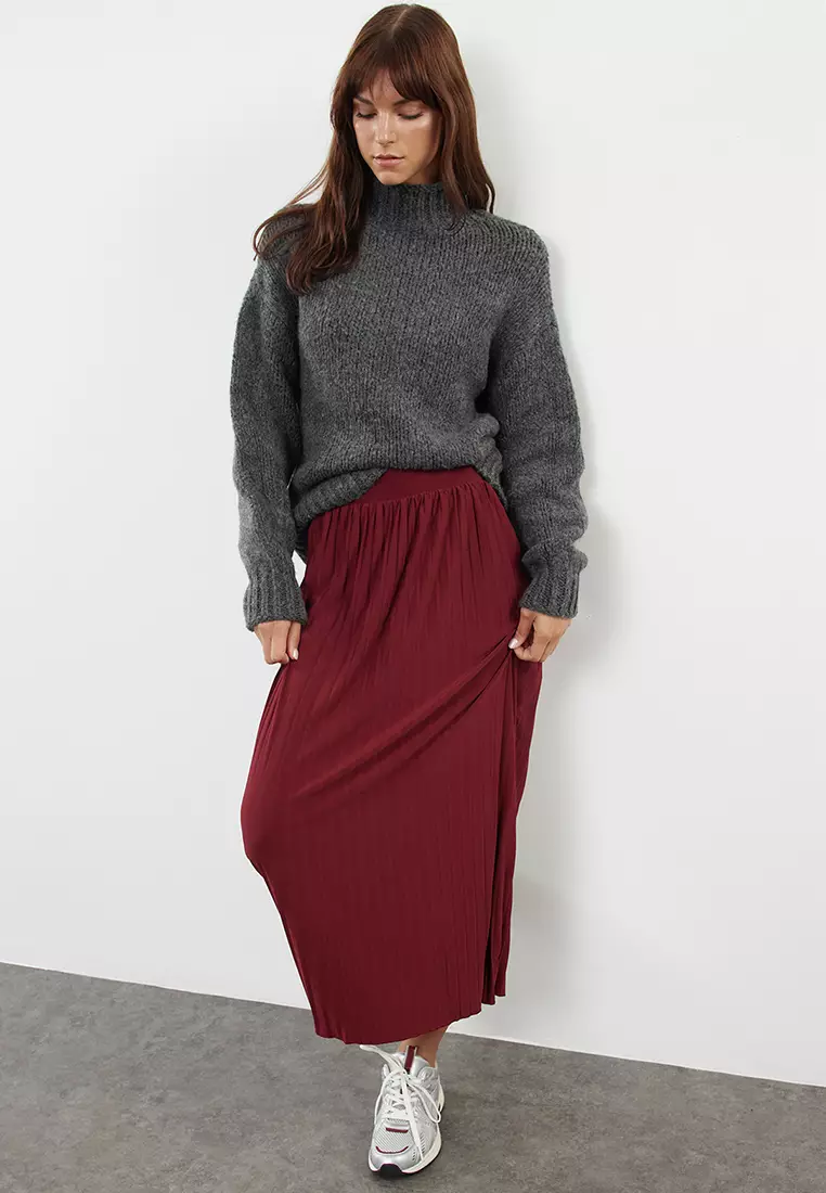 Burgundy High Waist Pleated Stretchy Maxi Knitted Skirt