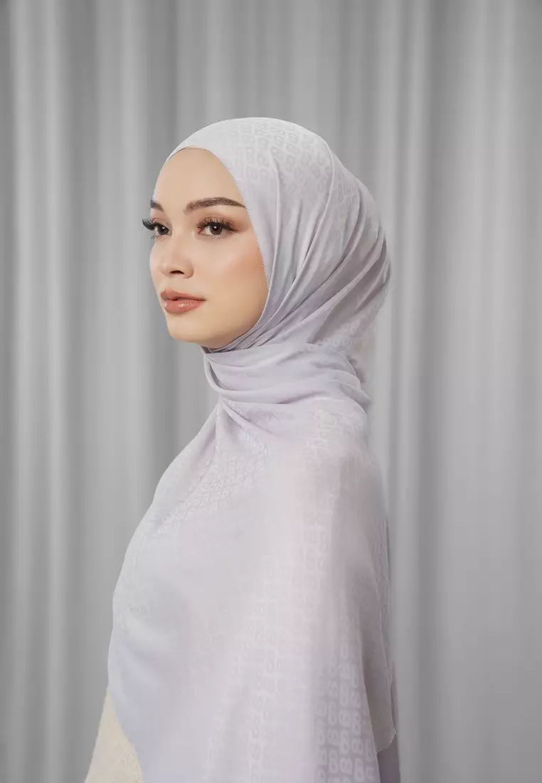 Tapis Satin Jacquard Shawl - Raindrops