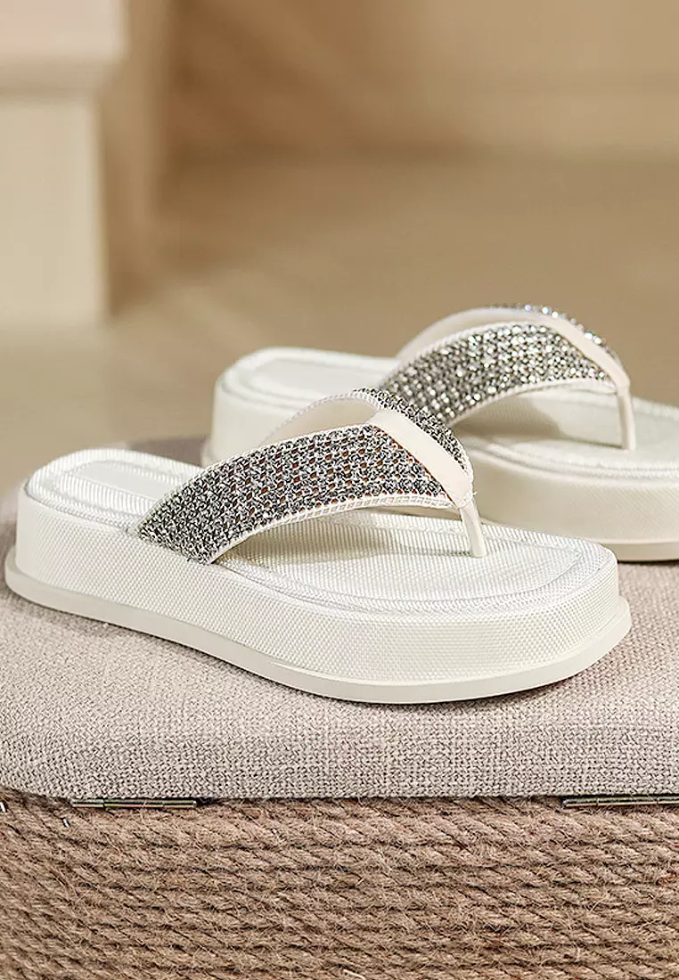 platform flip flop sandals