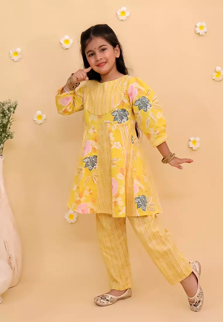 The Mom Store Ray of Style Girls Floral Print Anarkali Kurta Set - Multi