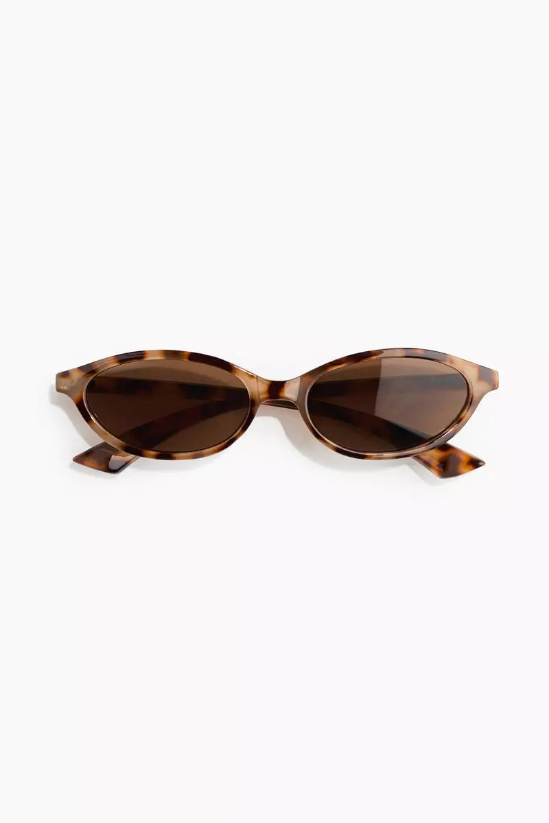 Oval sunglasses