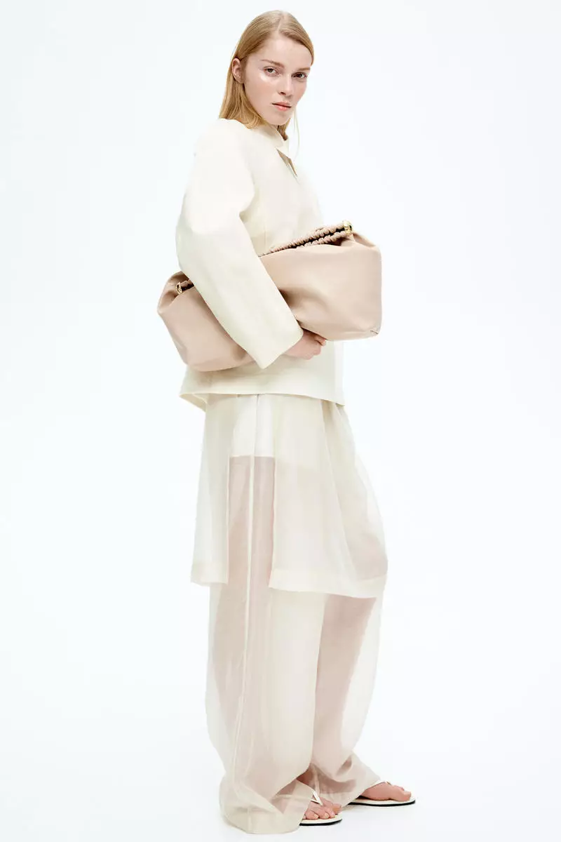 Collarless twill blazer