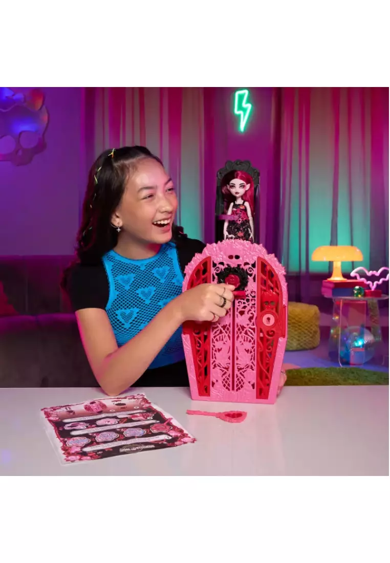 Skulltimate Series 5 Draculaura Doll