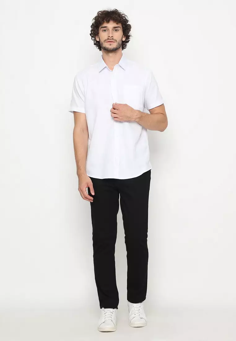 POLICE Kemeja Polos Basic Cotton Soft White Regular Fit Pria
