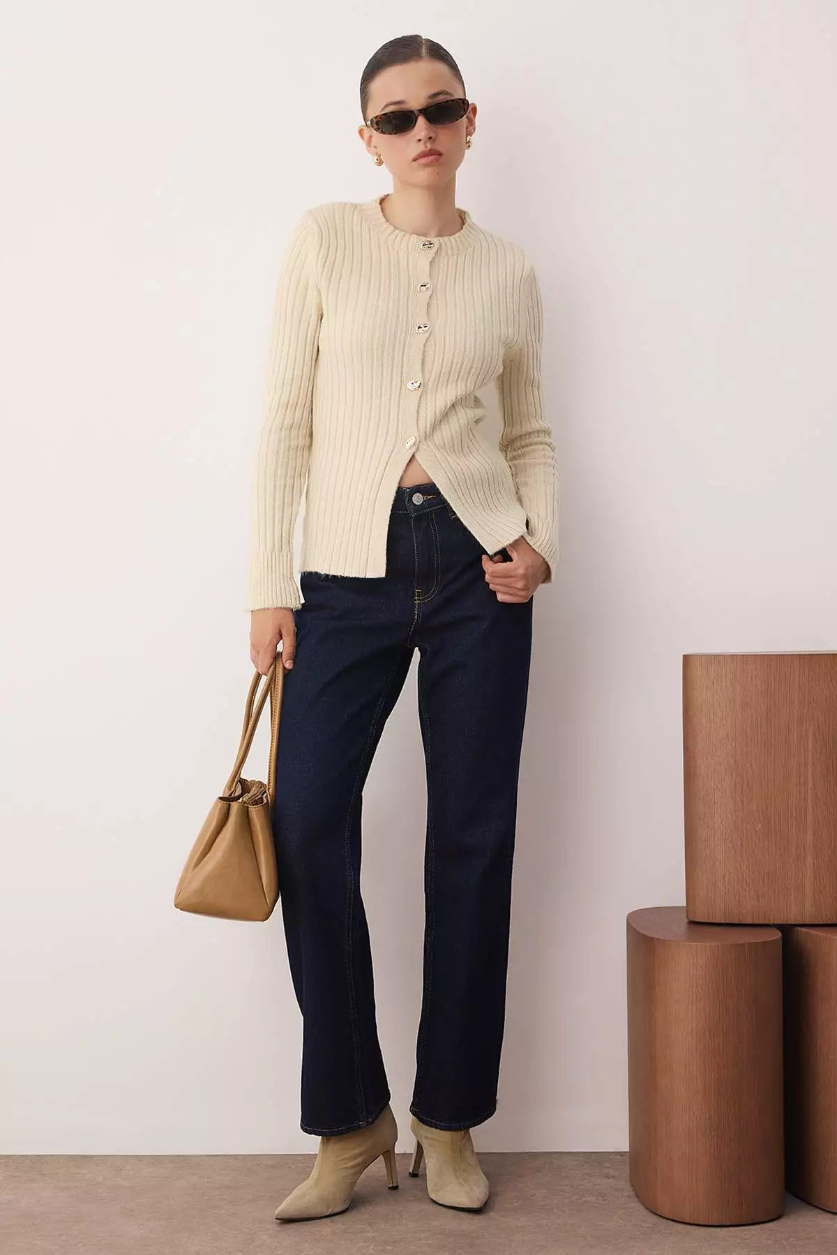 Stone Button Detailed Soft Textured Slit Detailed Knitwear Cardigan