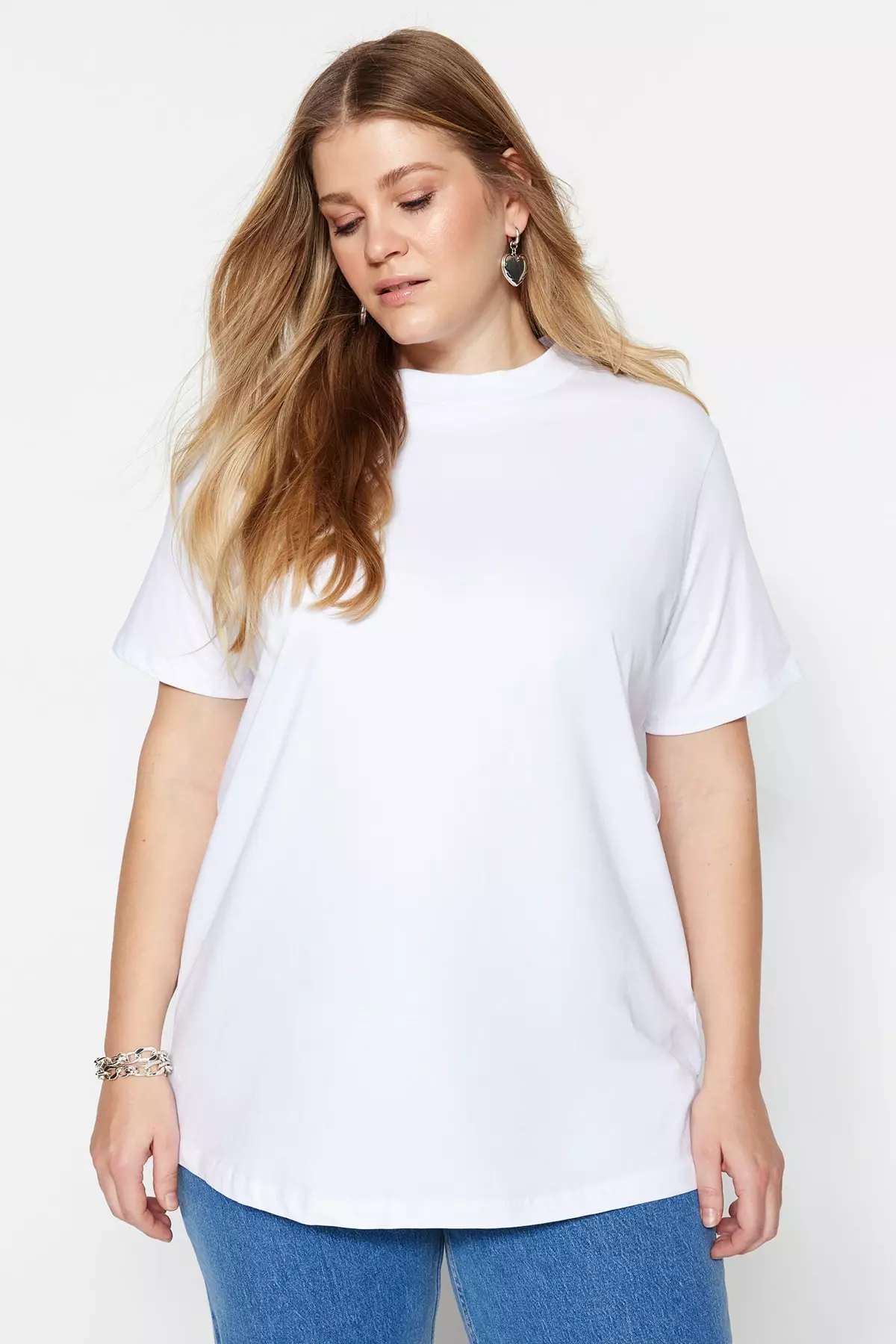 women's plus size white t shirts
