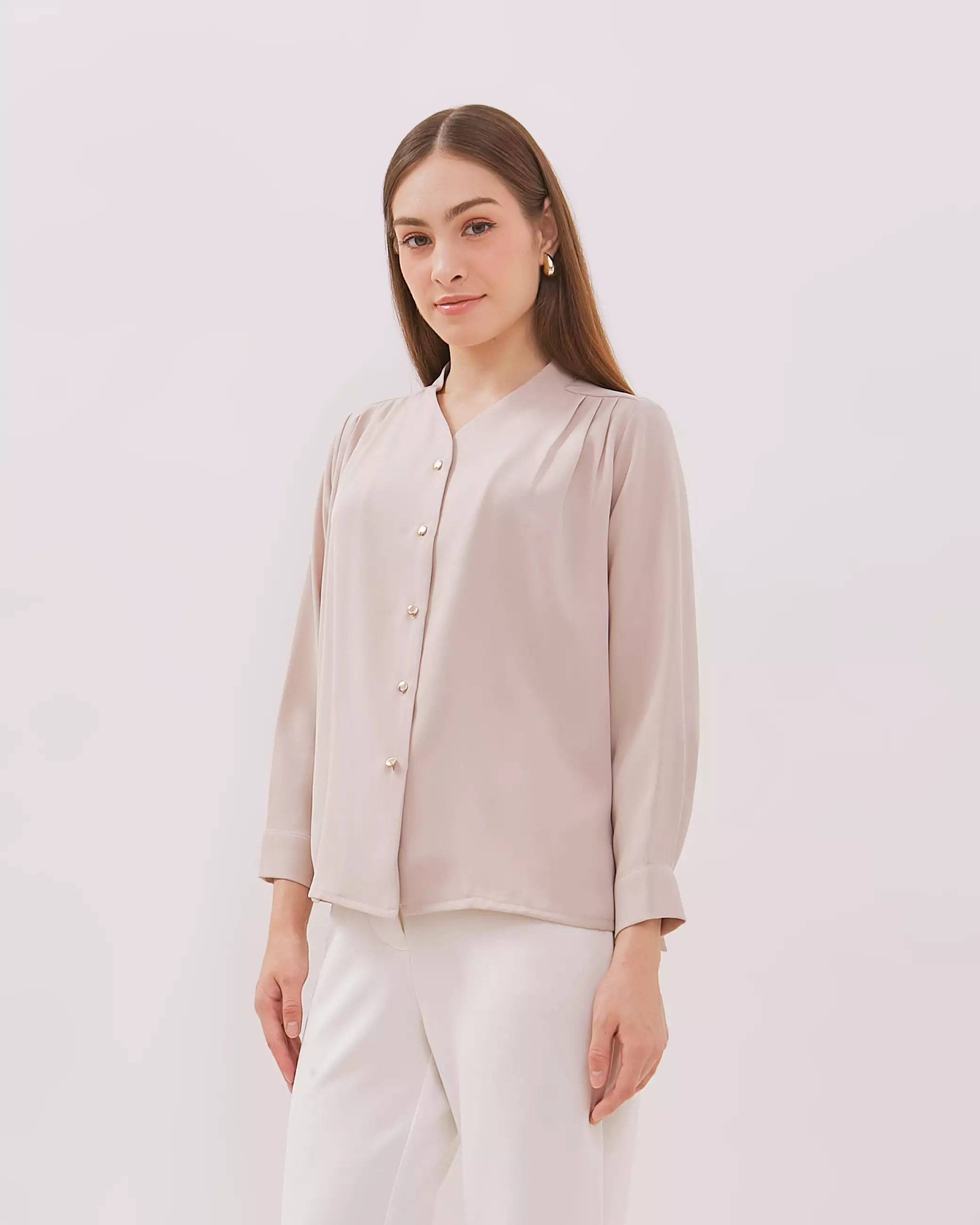 Urban Exchange Yudith Cream Blouse - Blouse Cream Lengan Panjang