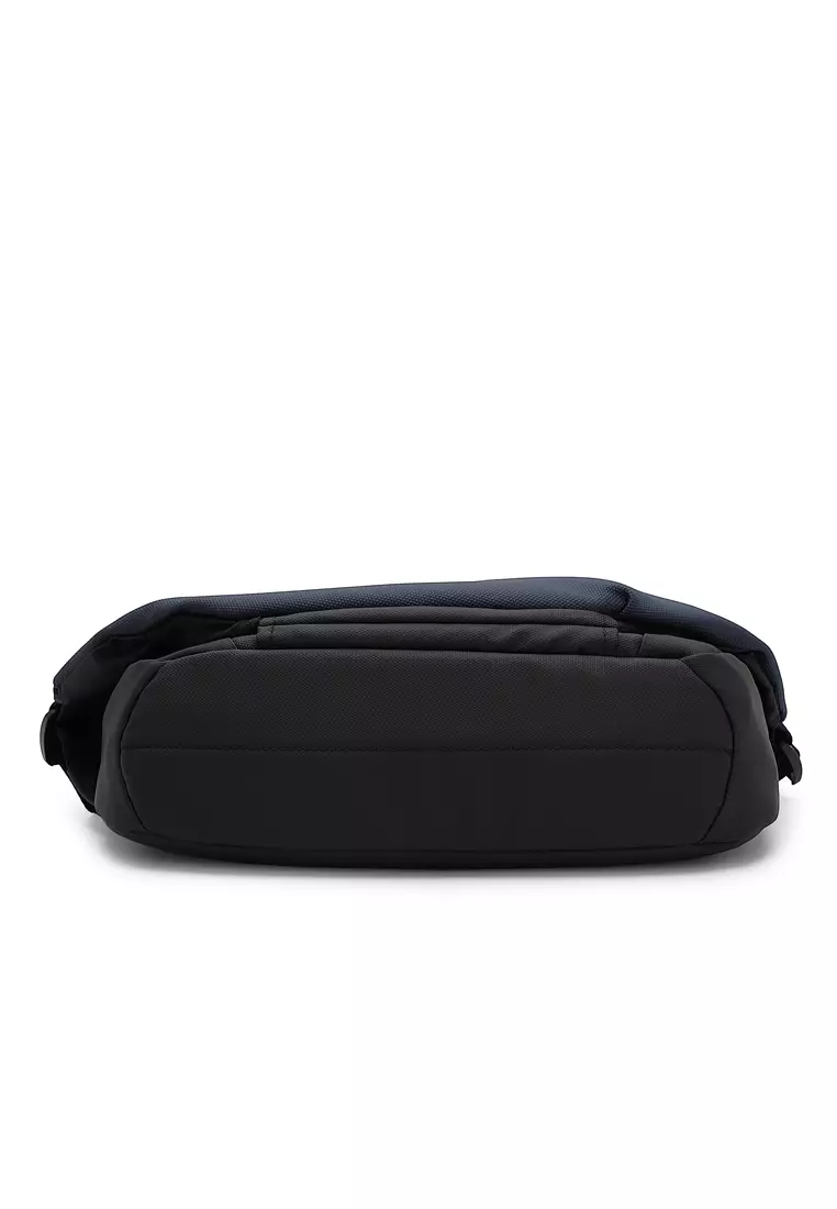 Men's Chest Bag / Sling Bag / Crossbody Bag - Navy