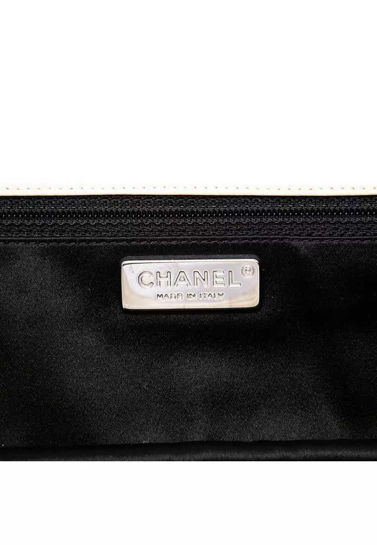 Pre-Loved Chanel Cc Quilted Lambskin Clutch With Chain