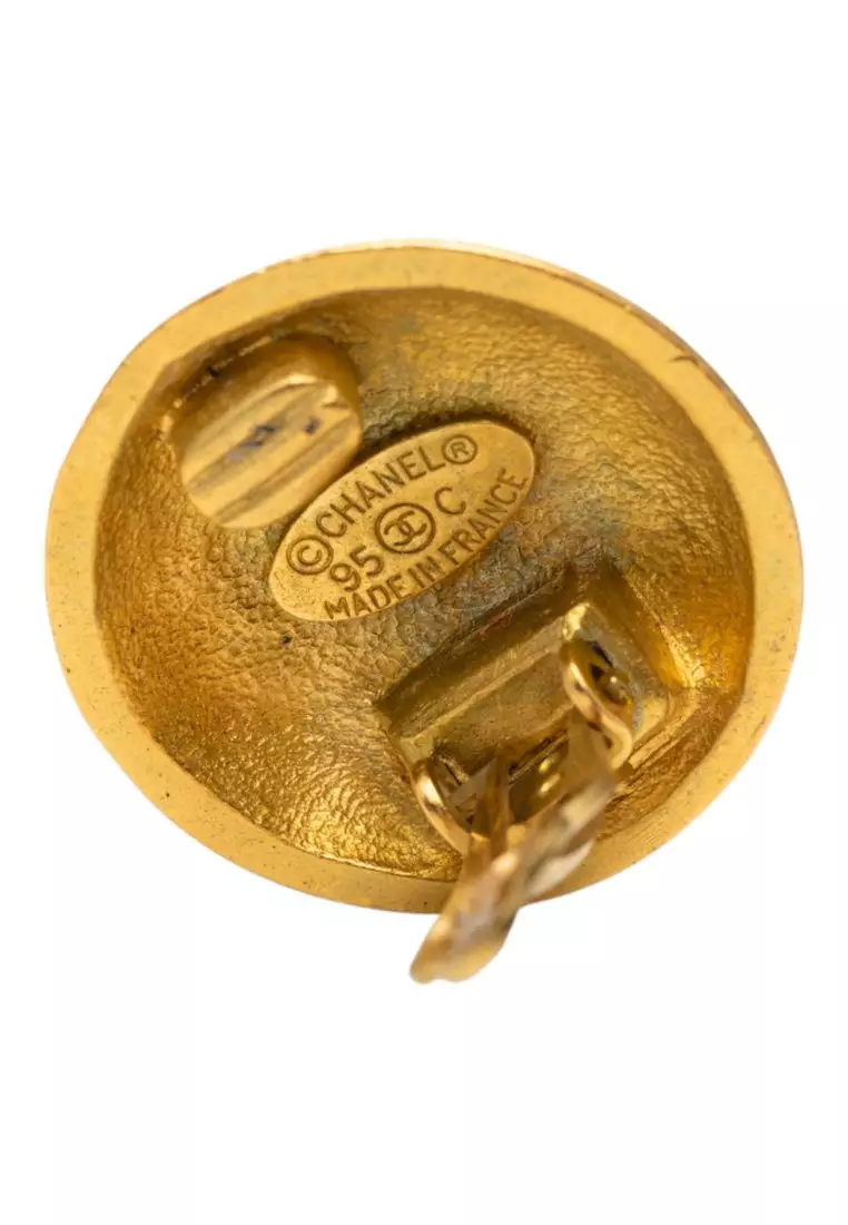 Pre-Loved Chanel Cc Gold Plated Button Clip On Earrings