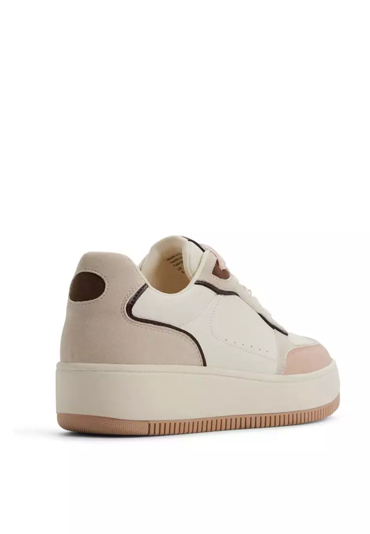 Freshy Sneakers