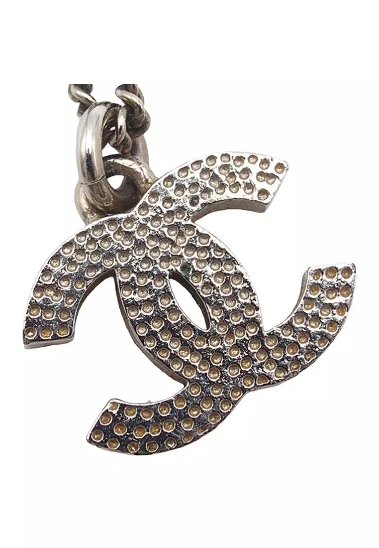 Pre-Loved Chanel Cc Silver Plated Rhinestone Pendant Necklace