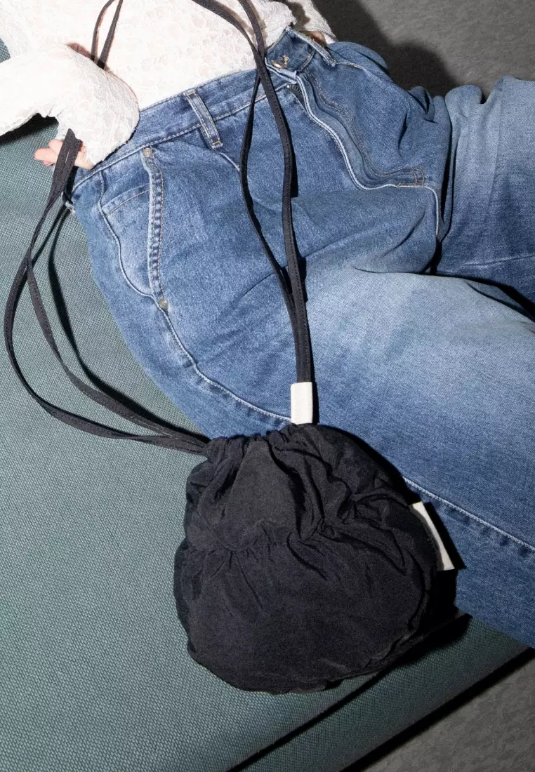 POPCORN BALL Nylon Crossbody Bag Black