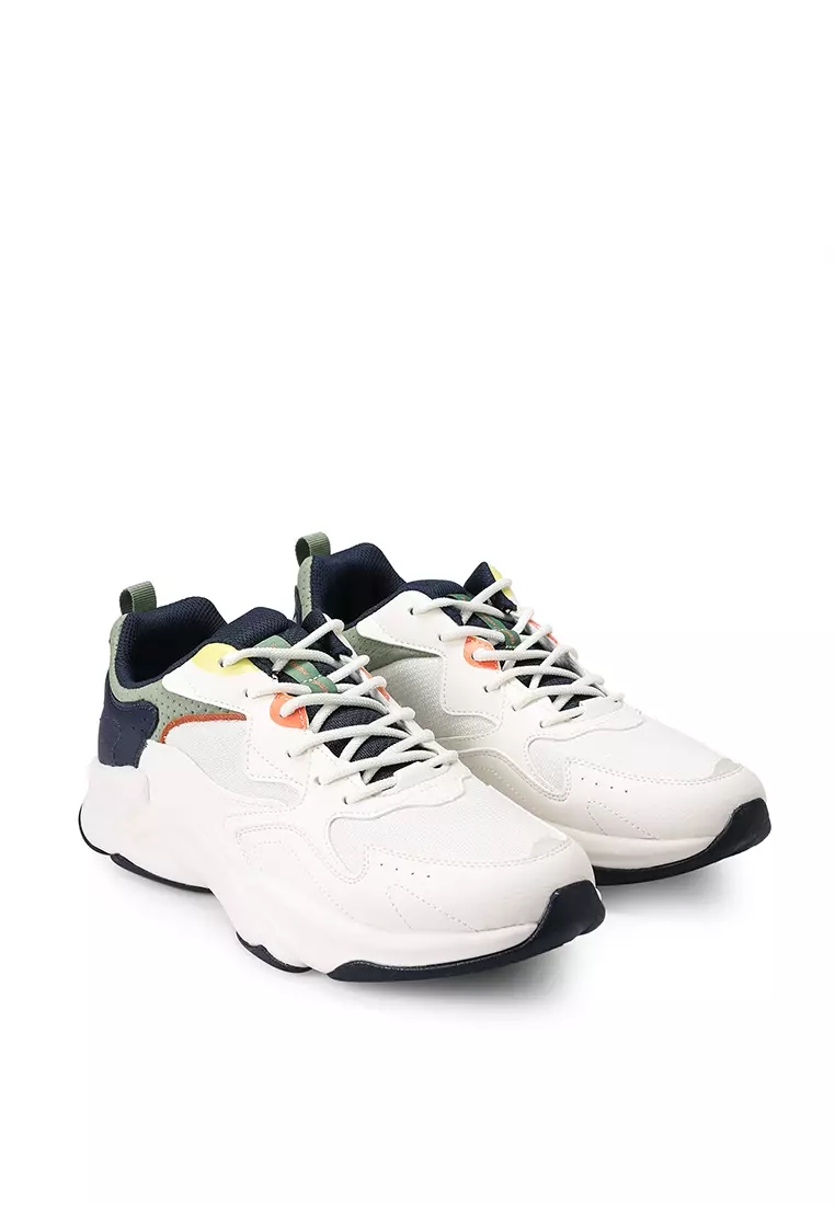 Buy sneakers near hotsell me