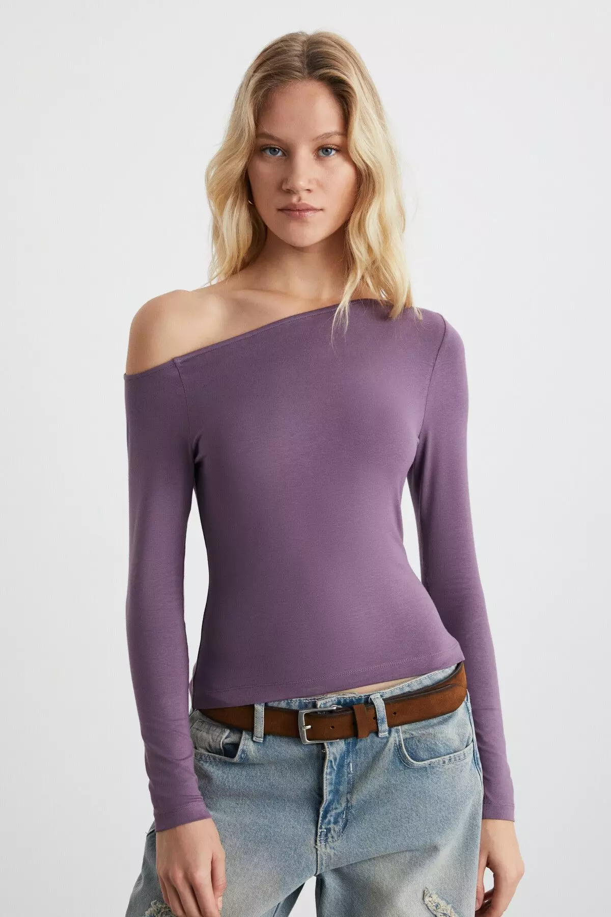Emely Asymmetrical Blouse