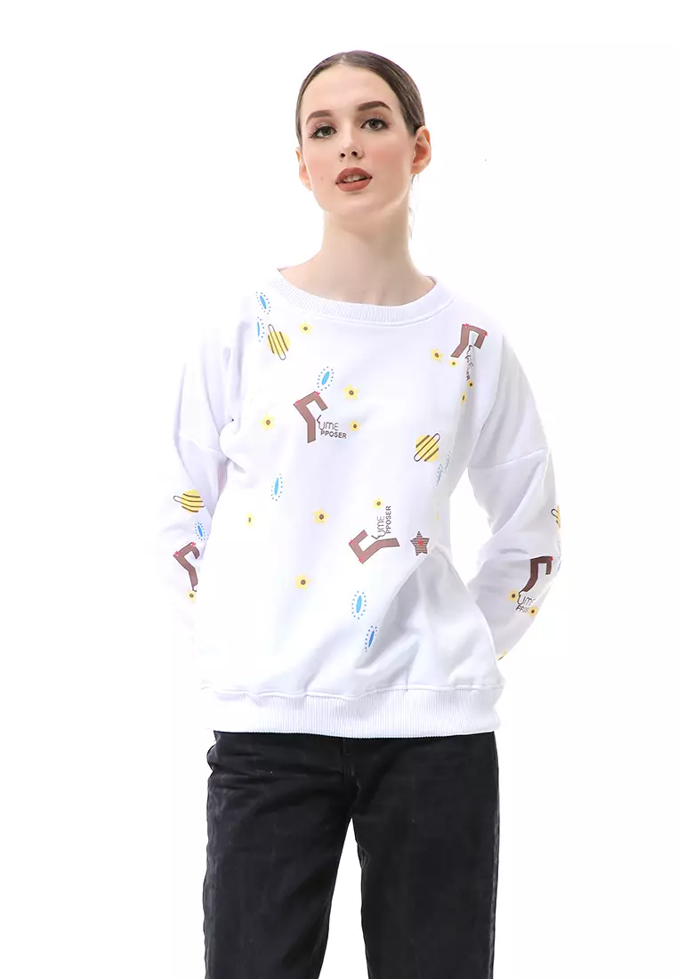 Nadeline Sweater Galaxy Star Oversize Atasan Wanita Relaxed Fit - Putih