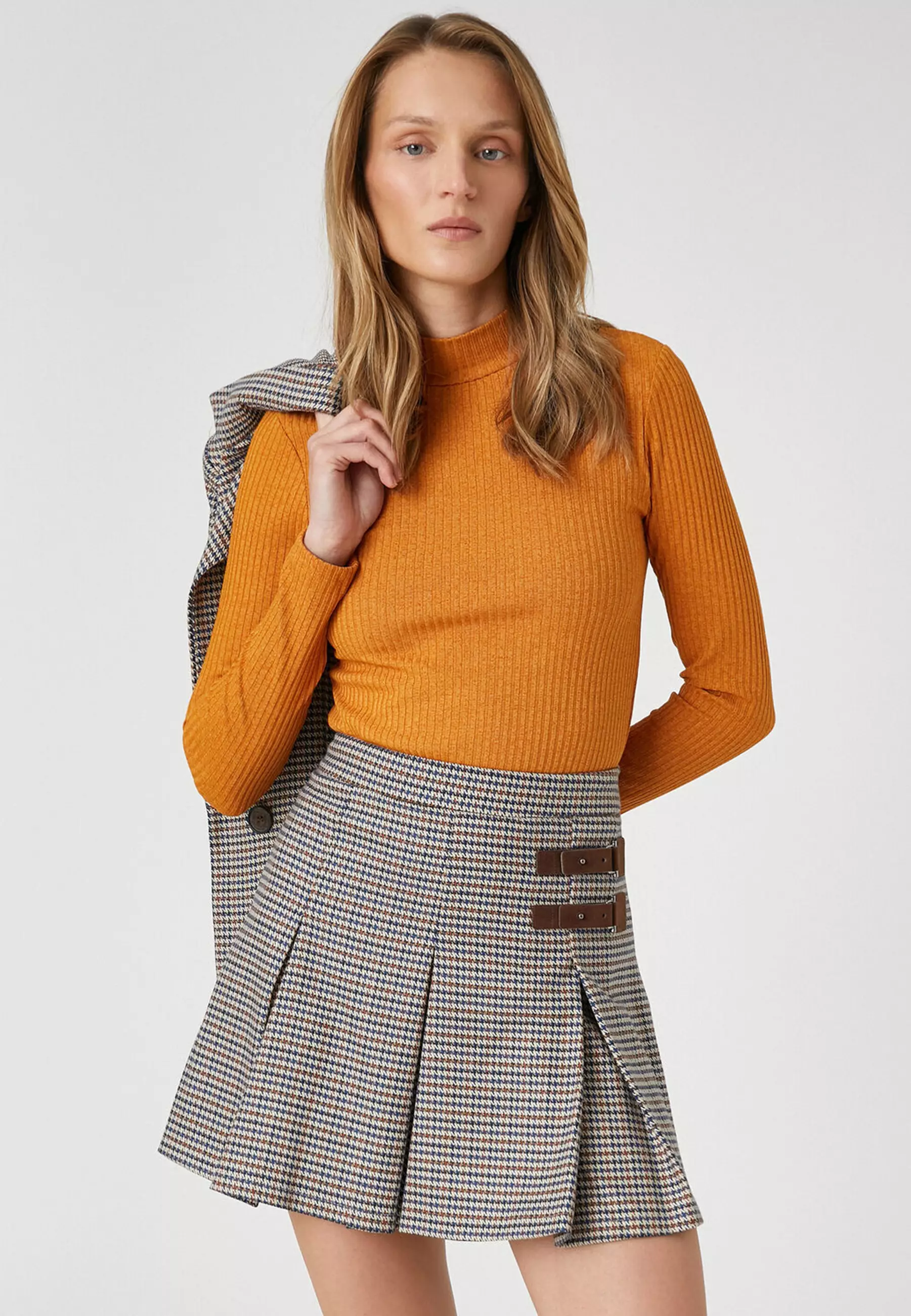 Jual KOTON Ribbed Turtleneck Long Sleeve T-Shirt Original 2025