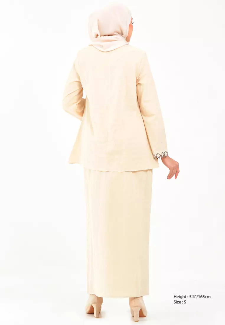 Gene Martino - Dea Kirana Kebaya 7068