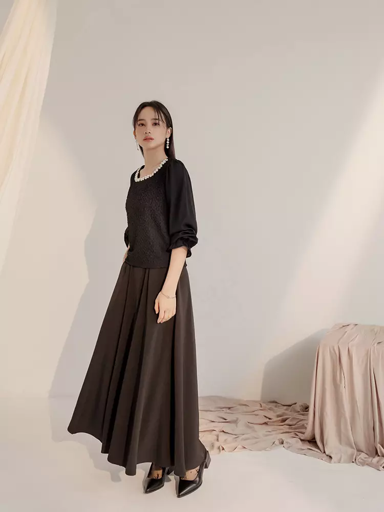 Textured pearl-collared ruffled sleeve top [AB19666]