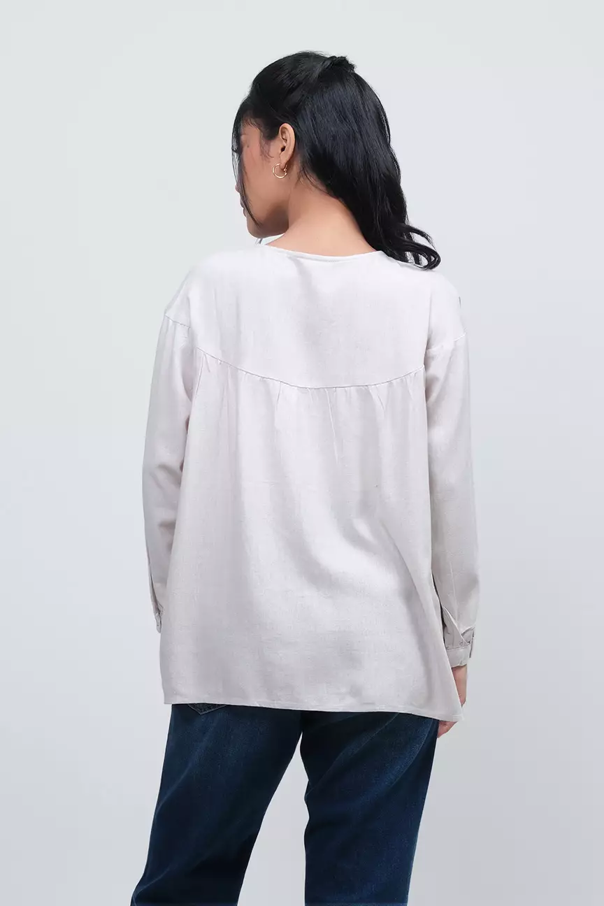 Kemeja Wanita Lavelle Light Cream