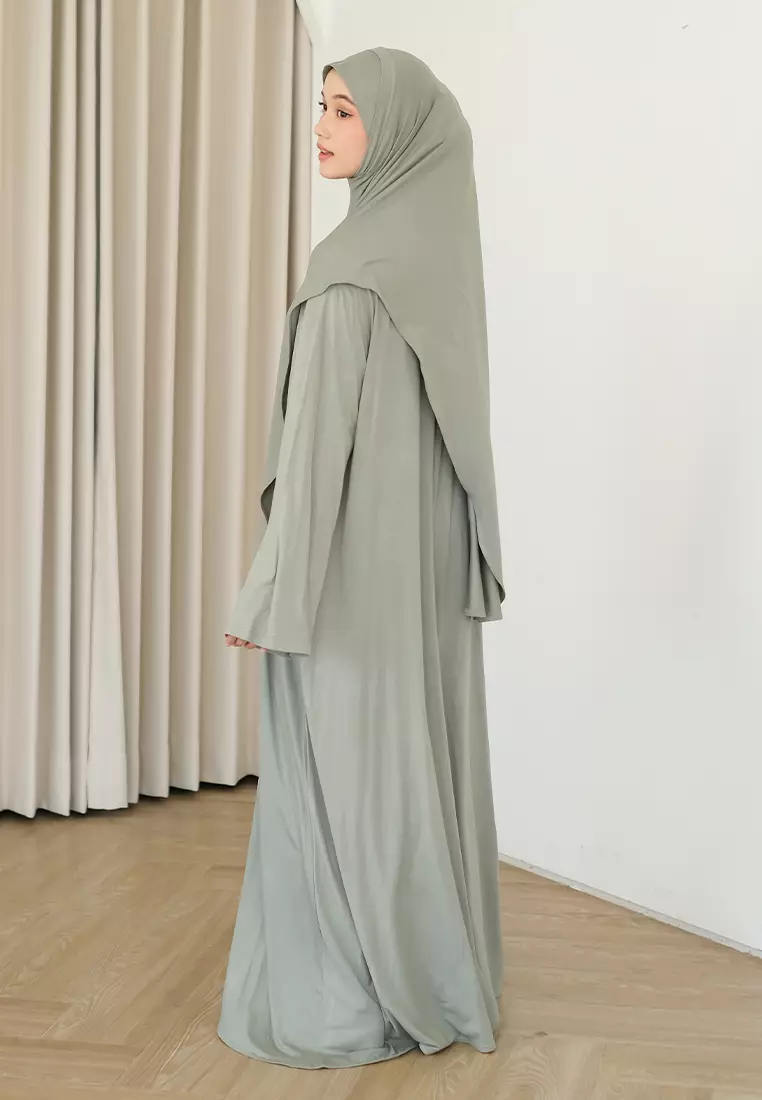 Saira Abaya Set Sage