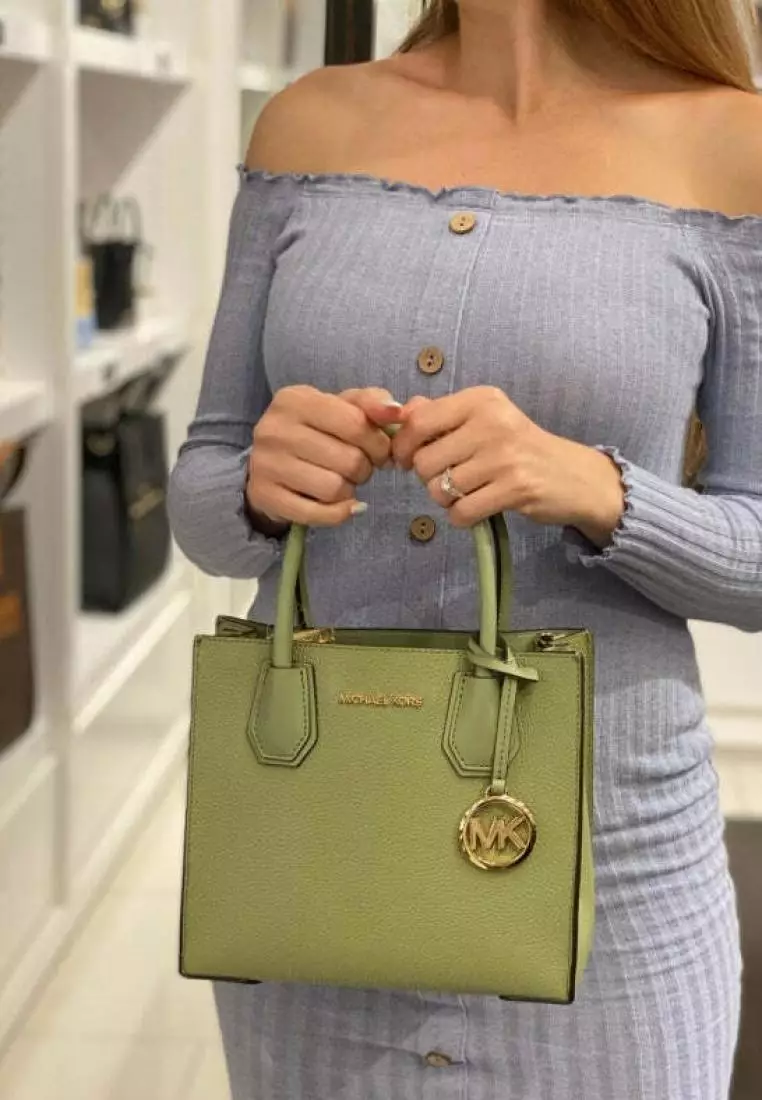 Mercer medium pebbled leather crossbody hotsell bag