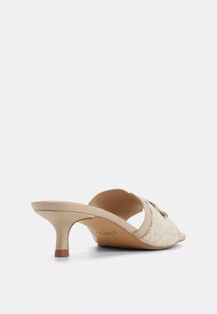 Annamassi Heels