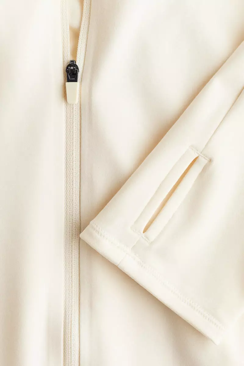 Sports fleece jacket with SoftMove™