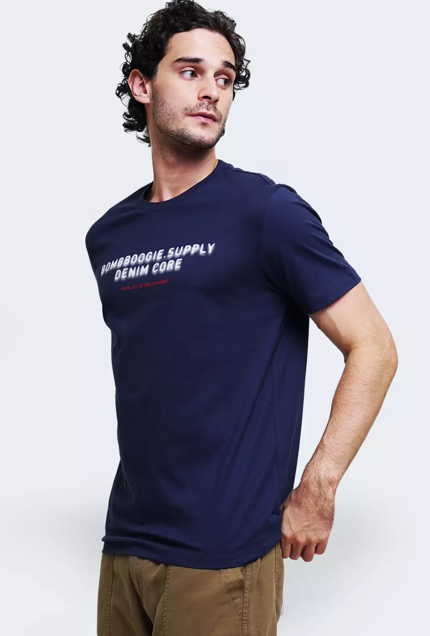 Kaos Pria Slimfit Claver