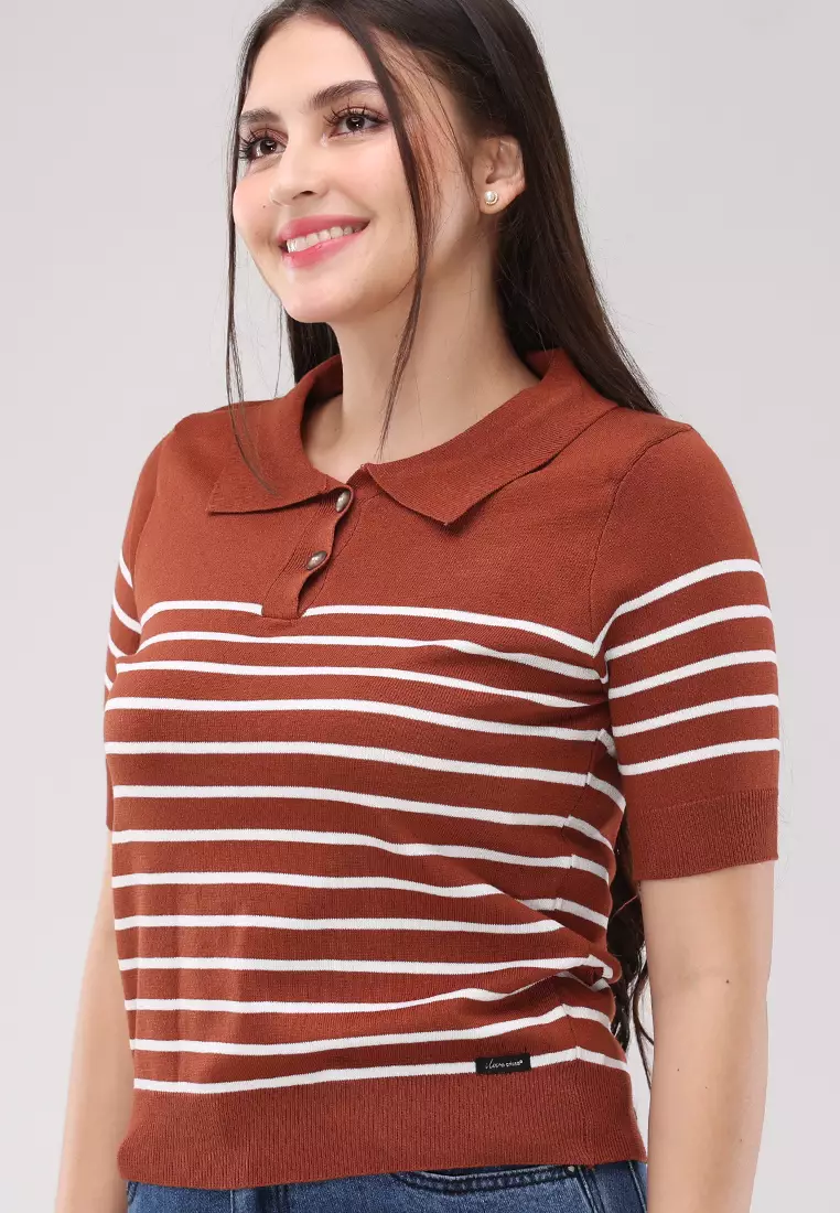 Knitted Short Sleeves Blouse