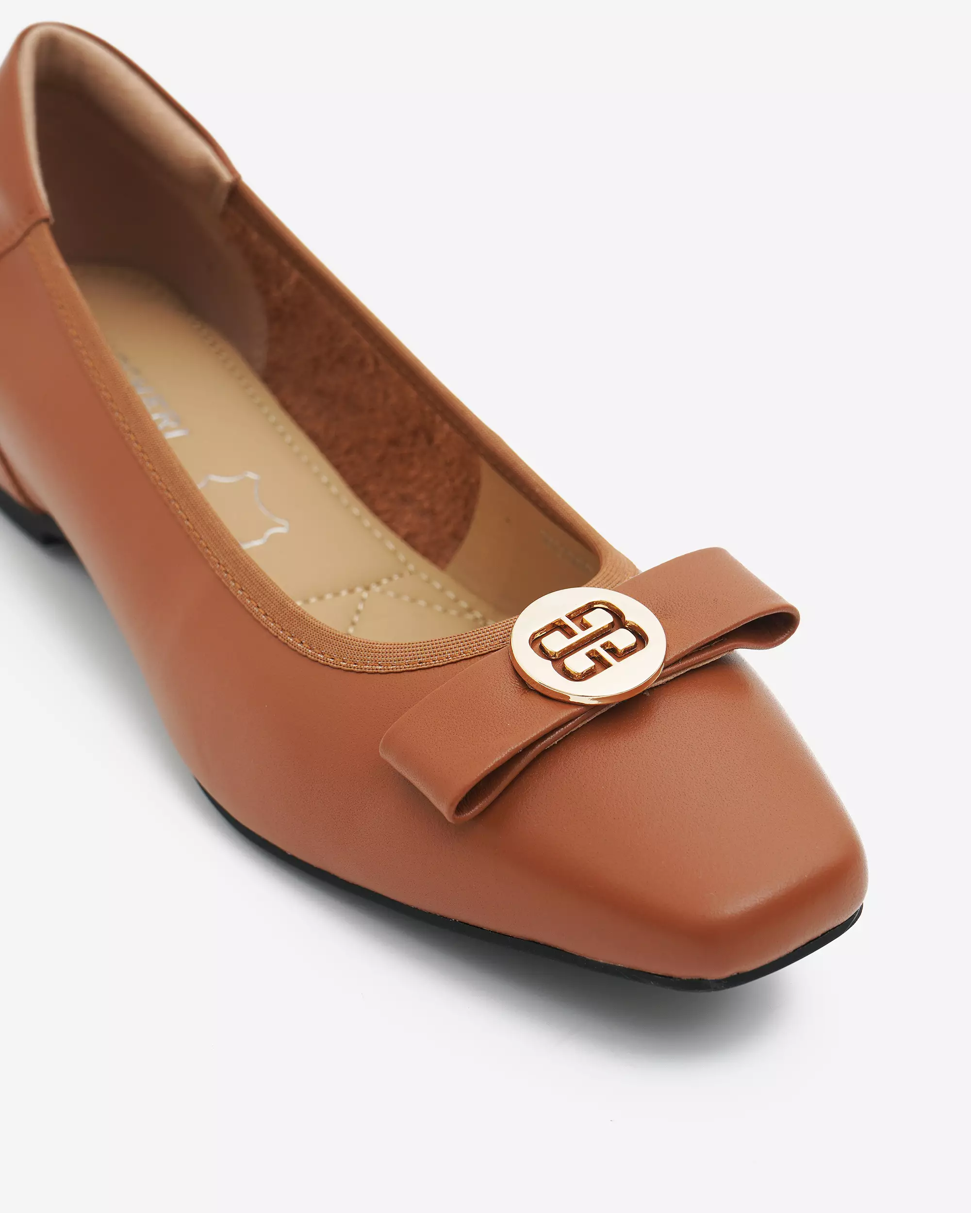 Buccheri Vasilisa Flats Women Tan