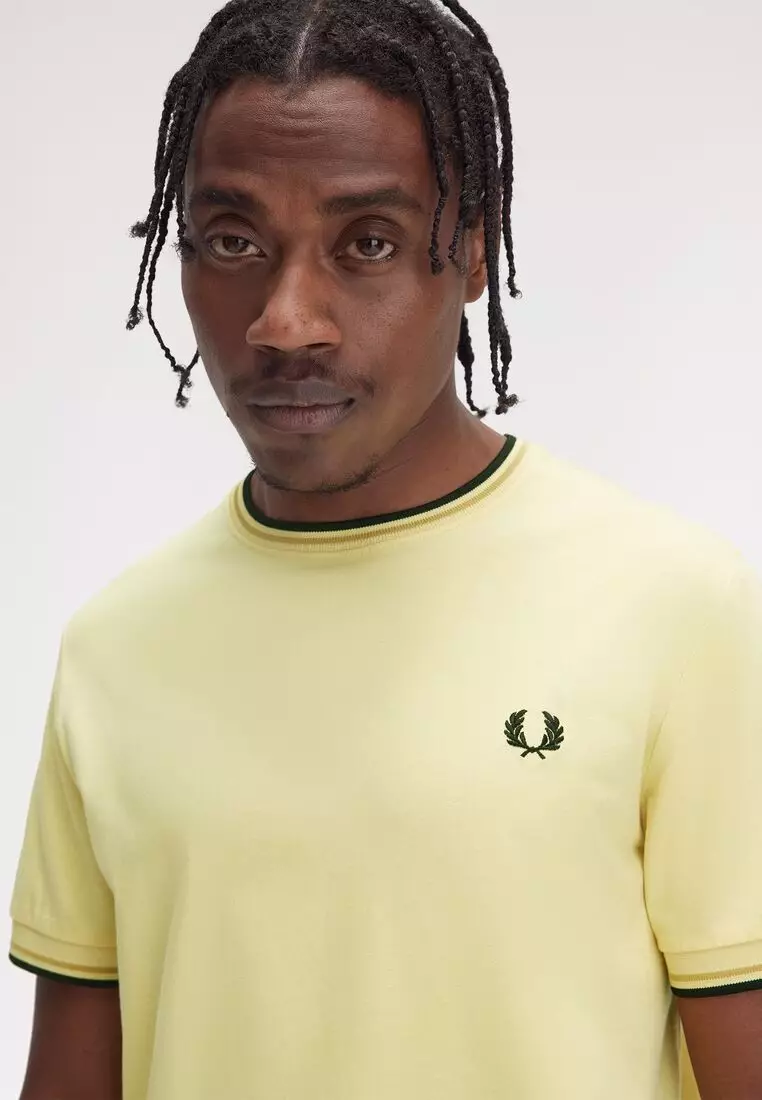 Fred Perry M1588 Twin Tipped T-Shirt (Champion's Gold / Honeycomb / Black)
