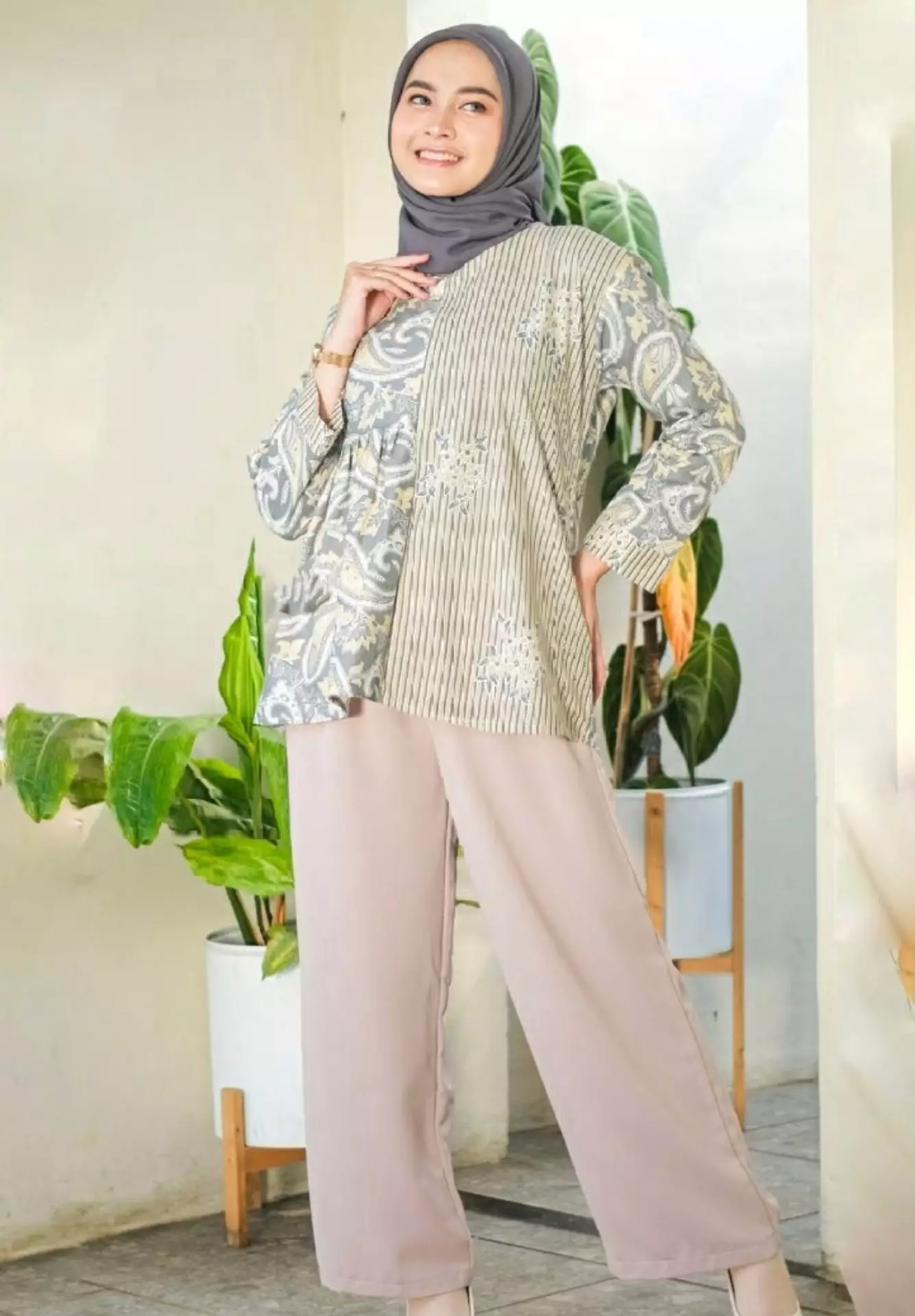 Fatma Hijau Blouse Batik Premium Elegant SD