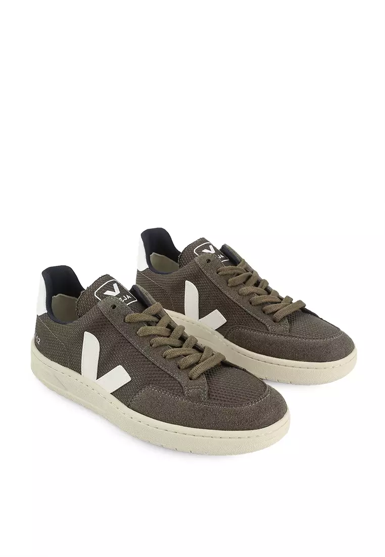 Veja v12 mesh on sale black