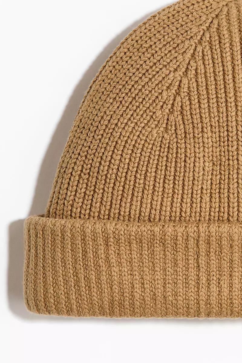 Rib-knit hat