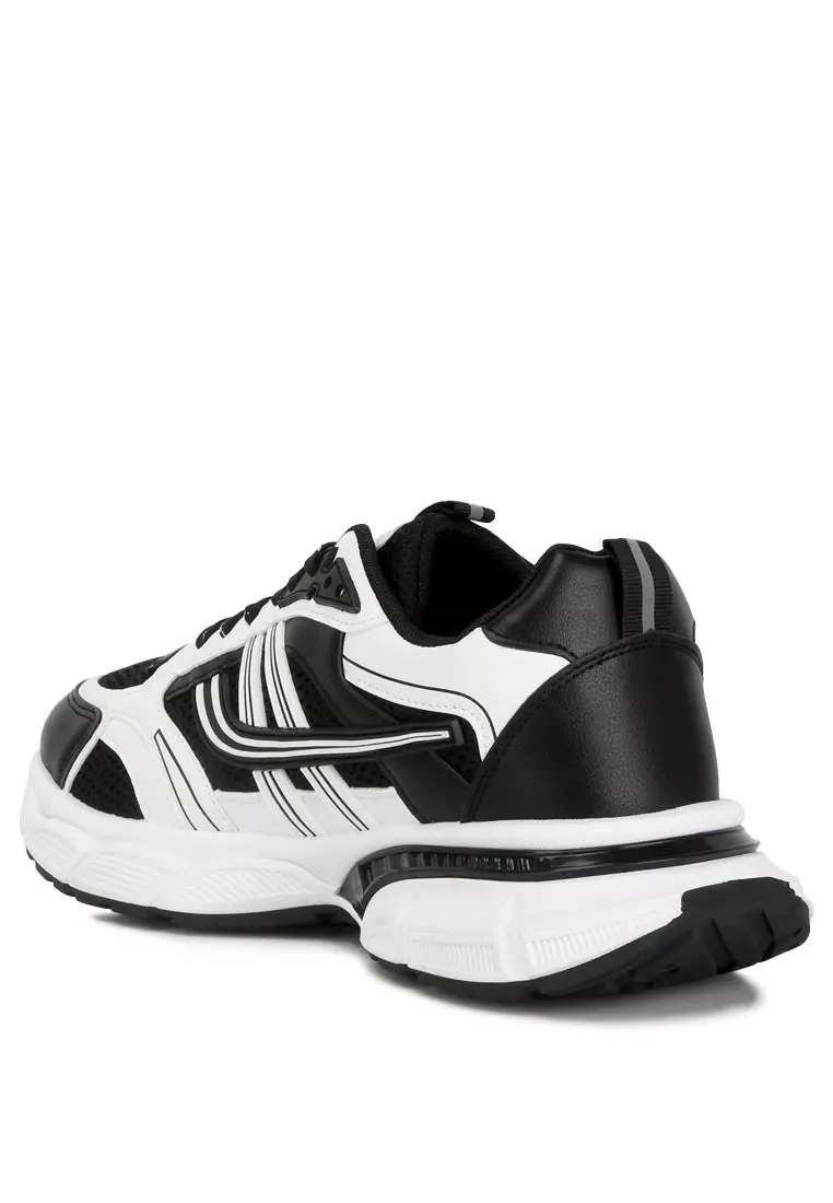 Sepatu Kets Bertali Chunky Pria Warna Hitam