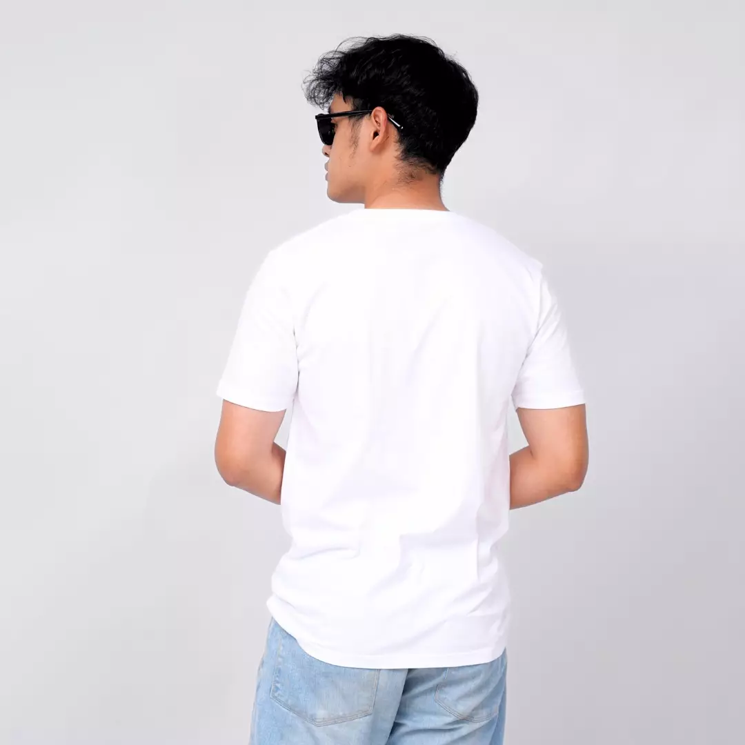 Ryusei Kaos Pria Haruma Basic White