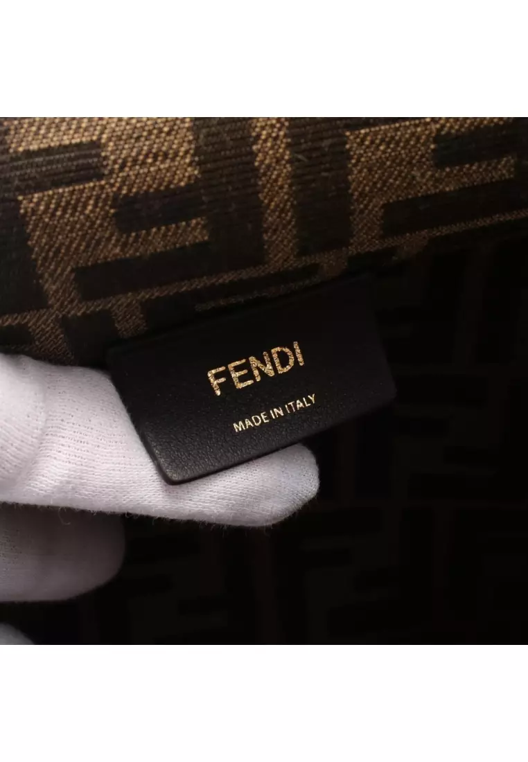 FENDI ショルダーバッグ FENDI FIRST MIDI フェンディ FENDI バッグ ショルダーバッグ レディース FENDI